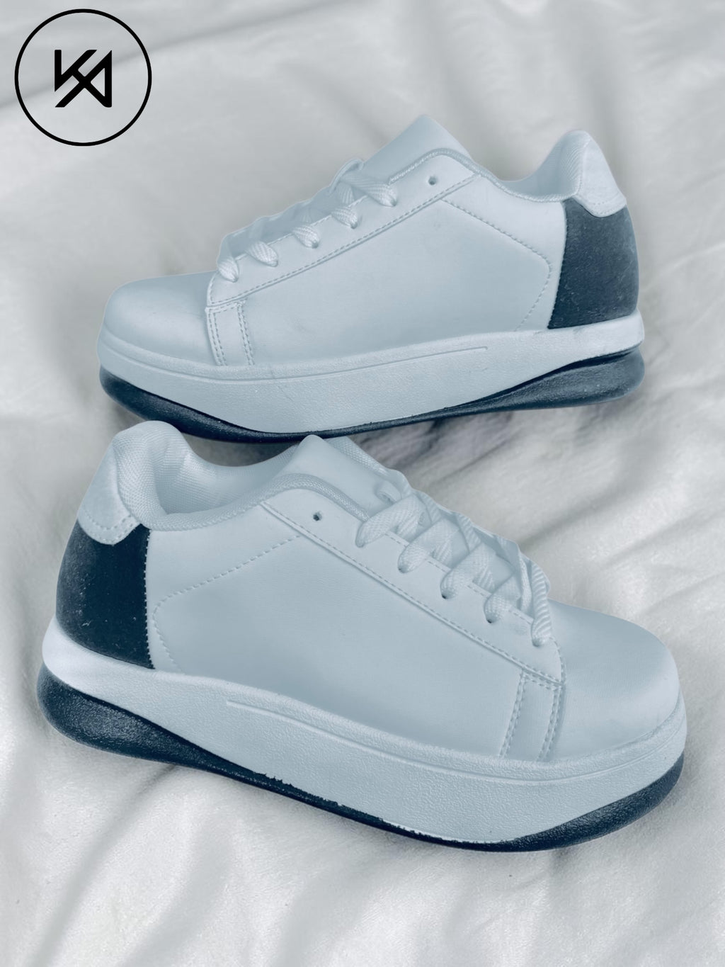 Casual Shoes - White Black Gum