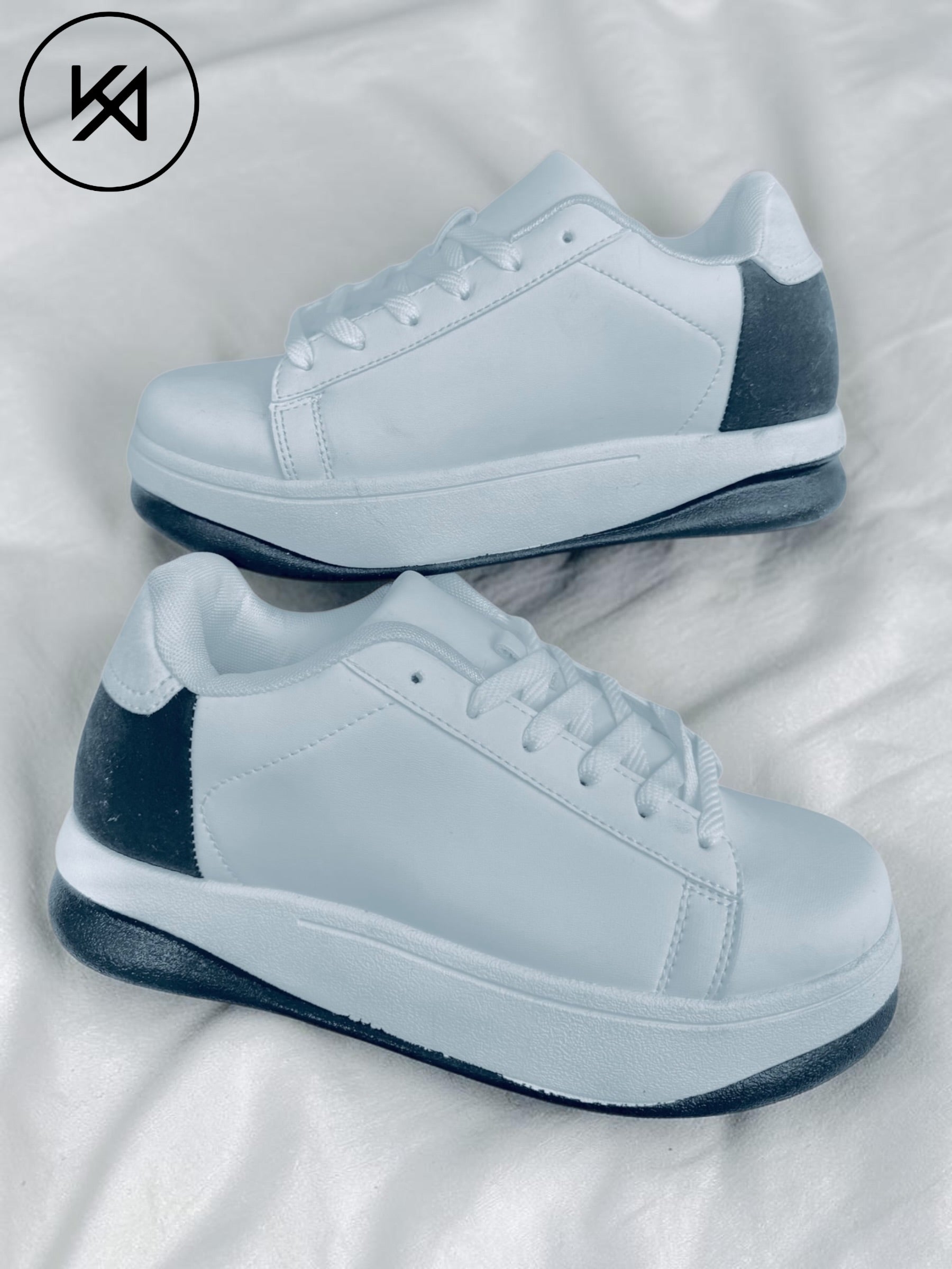 Casual Shoes - White Black Gum