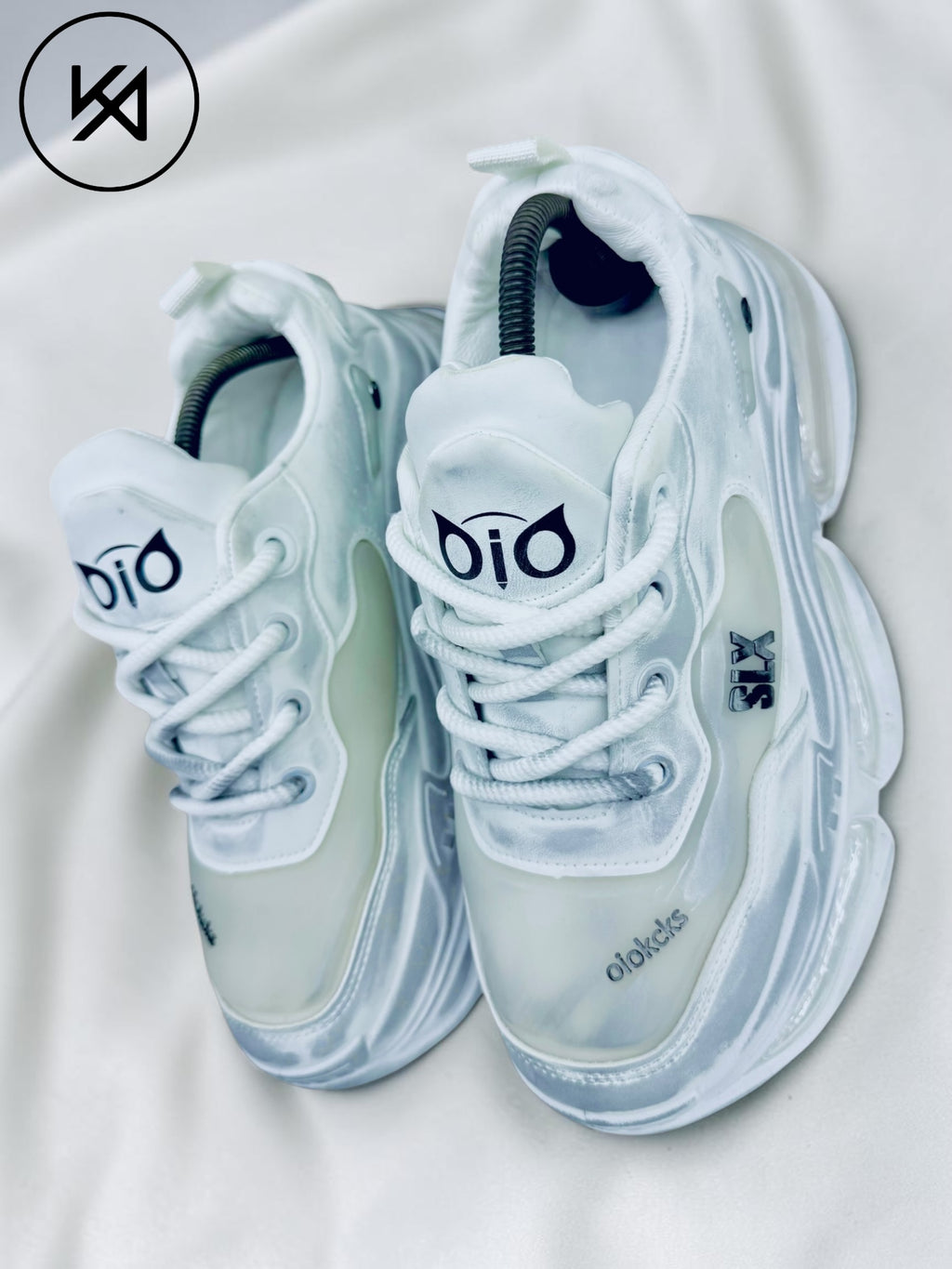 Ice White