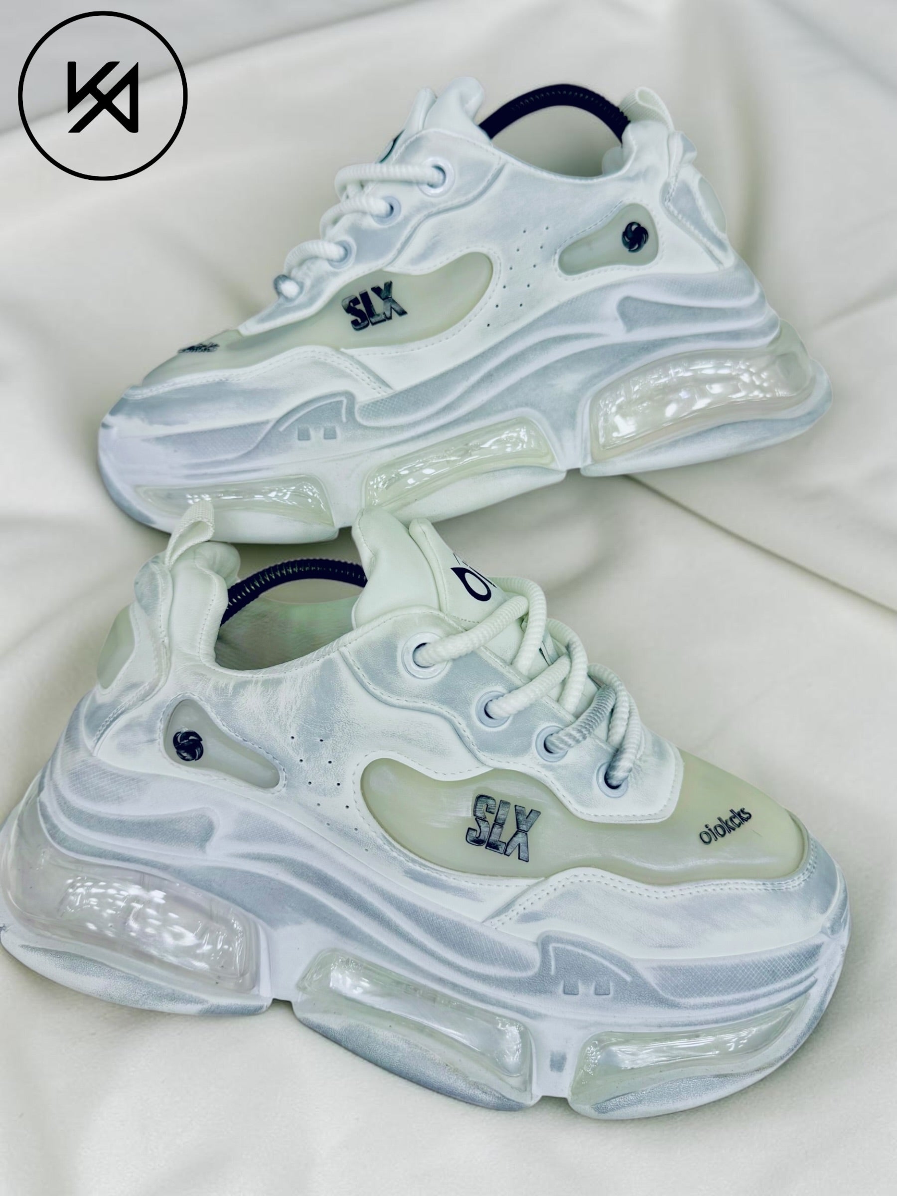 Ice White