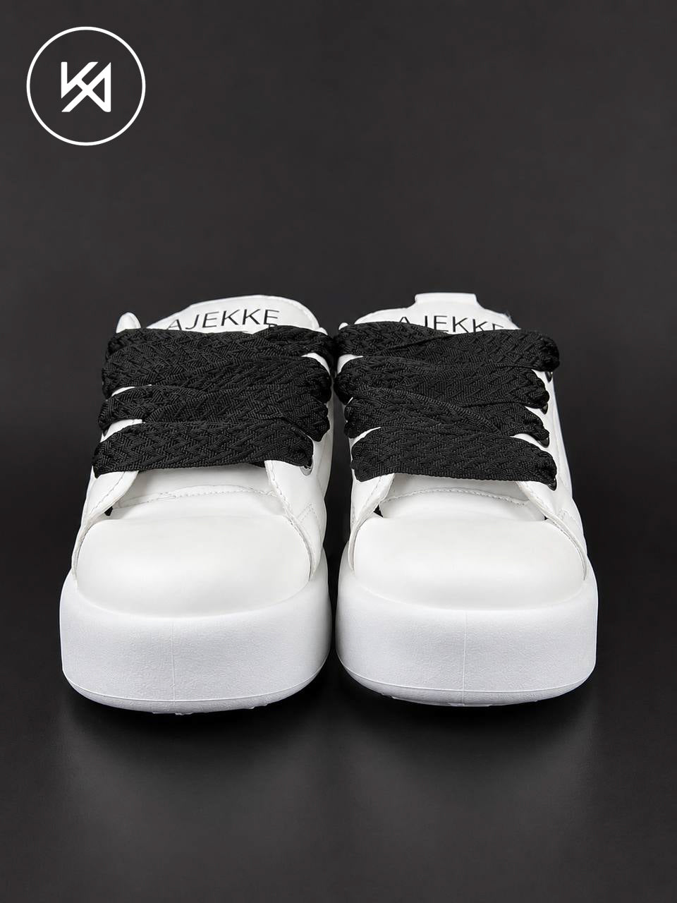 Ajekke Sneakers