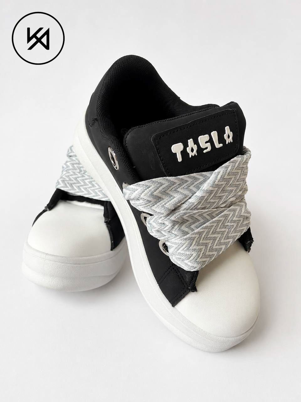 Fashion Tesla